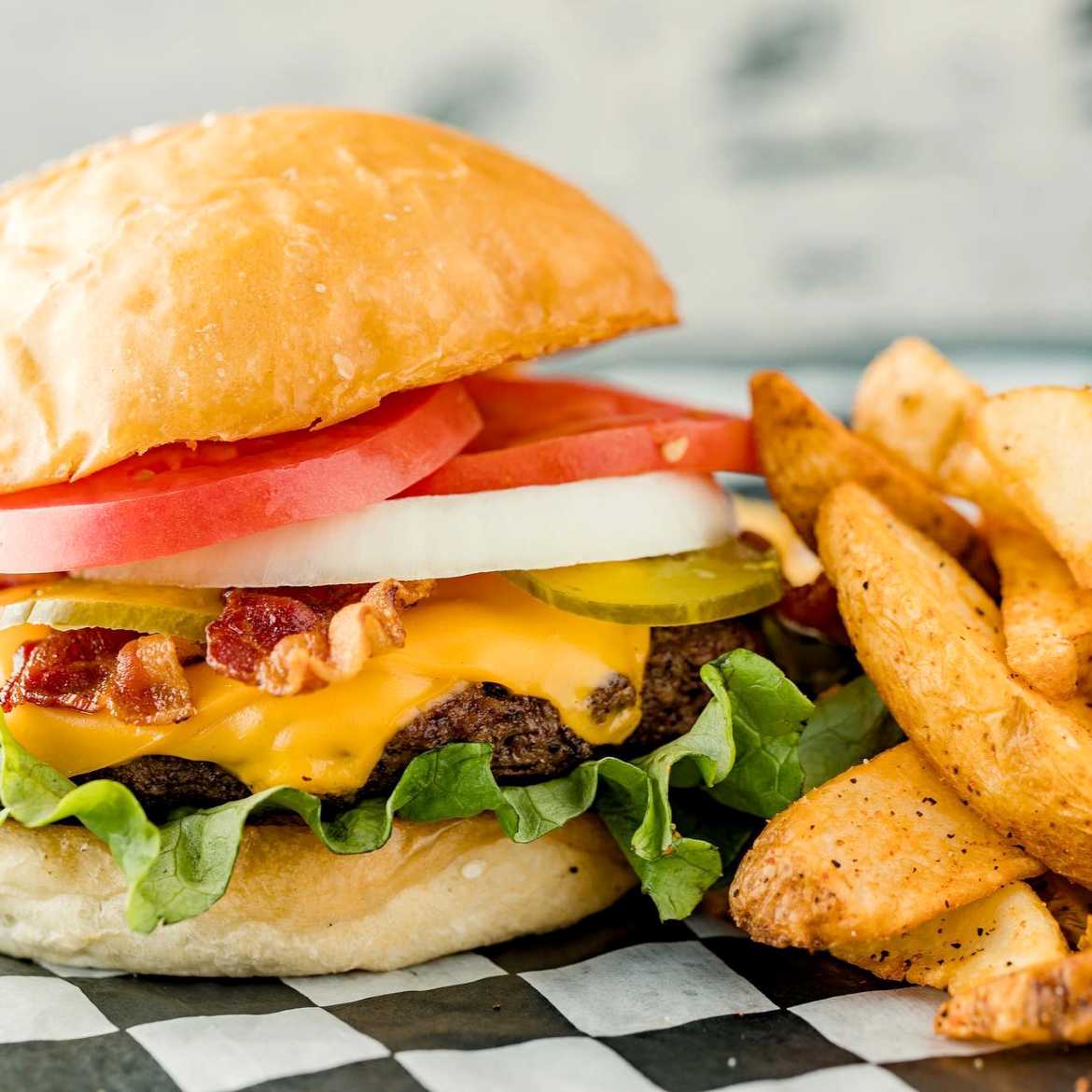 Fuddruckers