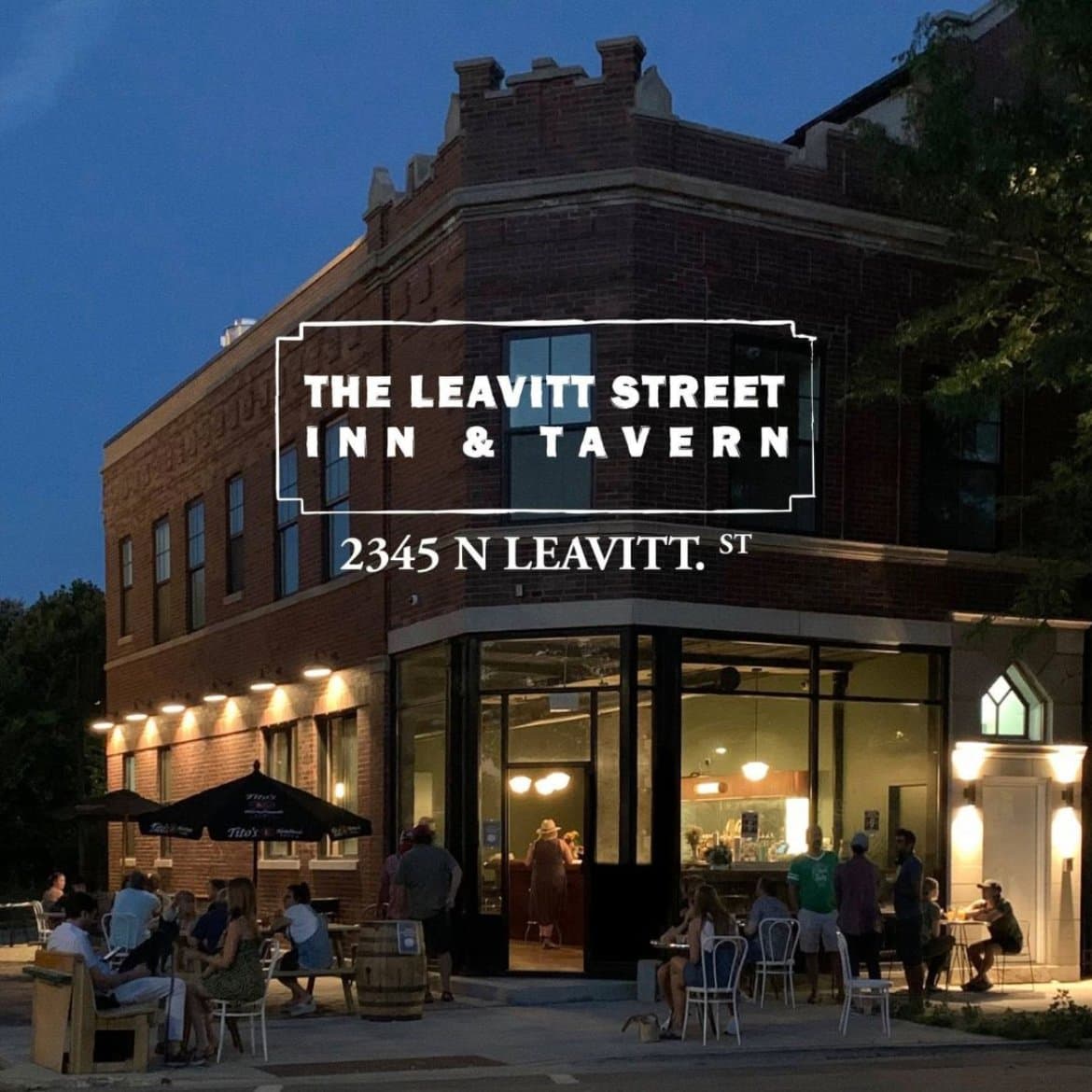 The Leavitt Street Inn & Tavern