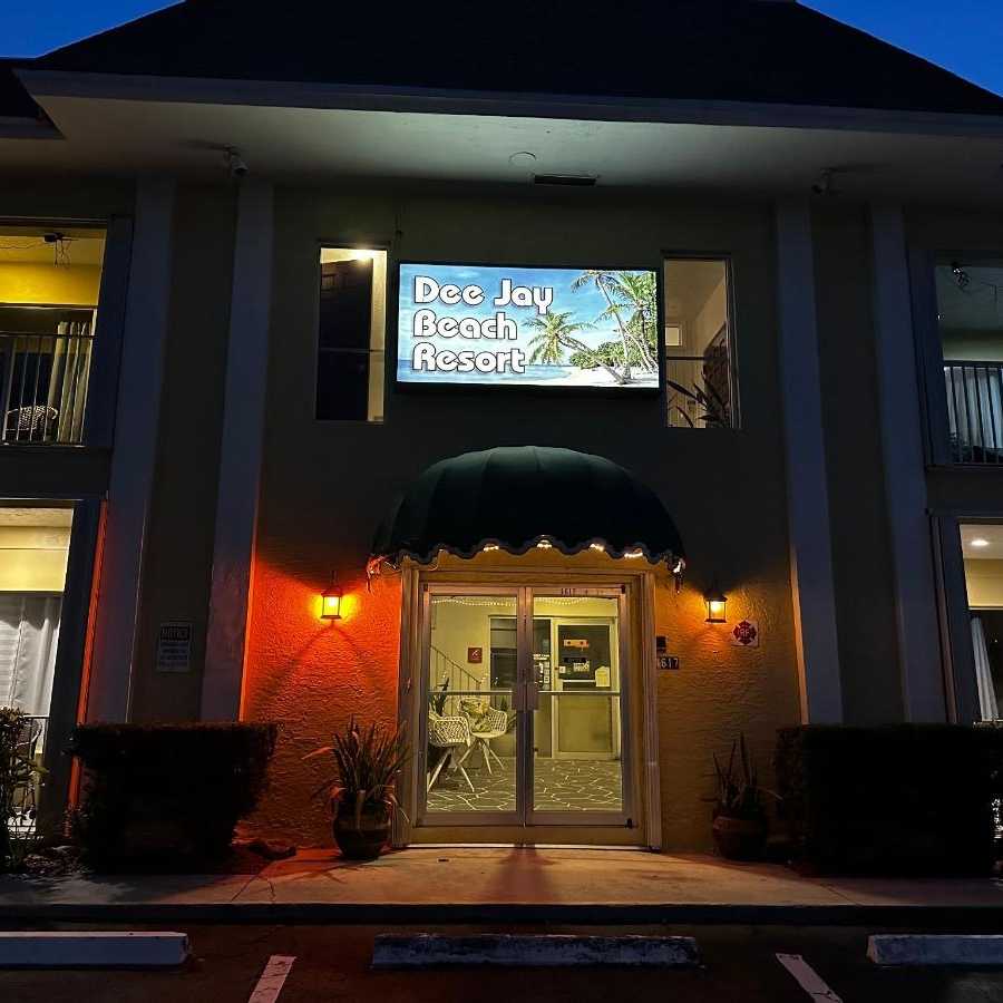 Dee Jay Beach Resort