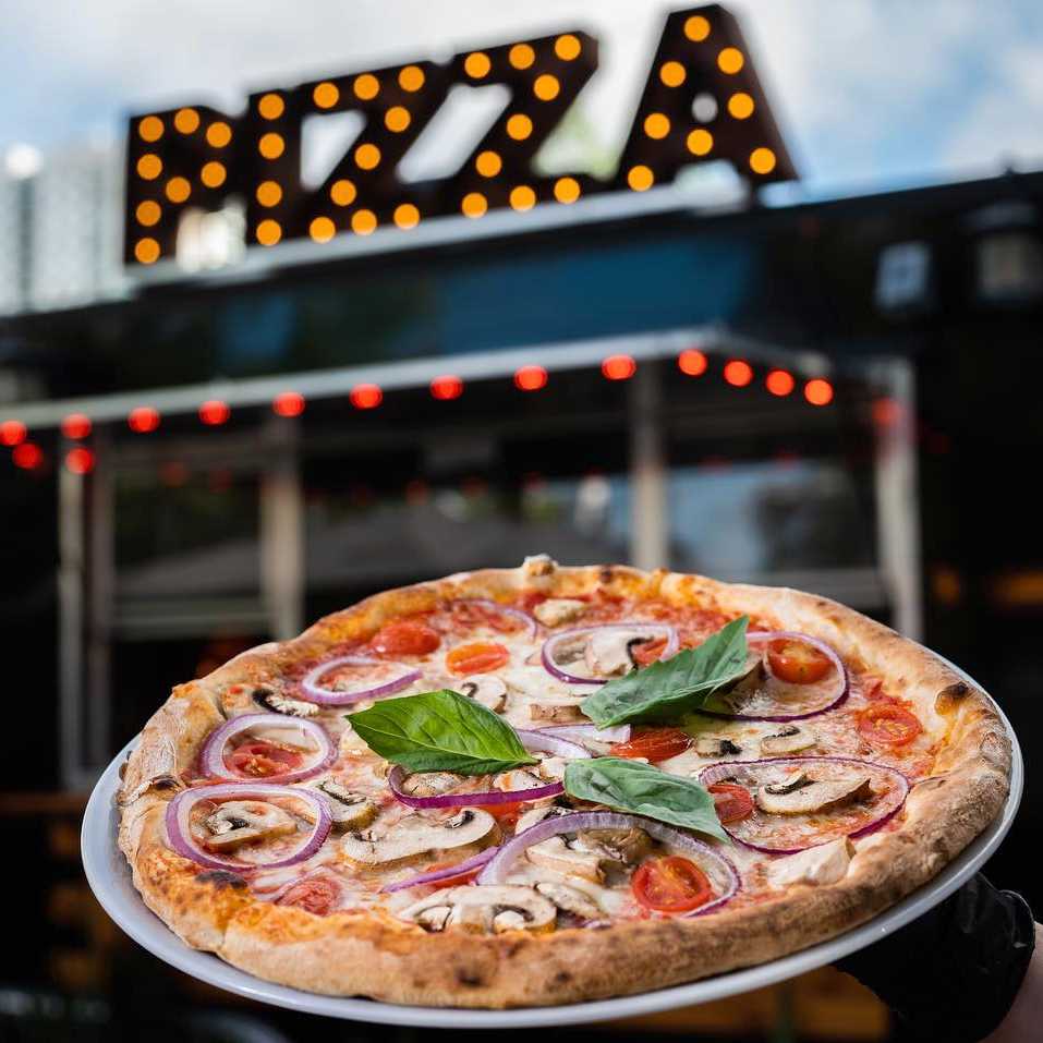 Piacere Wood Fired Pizza