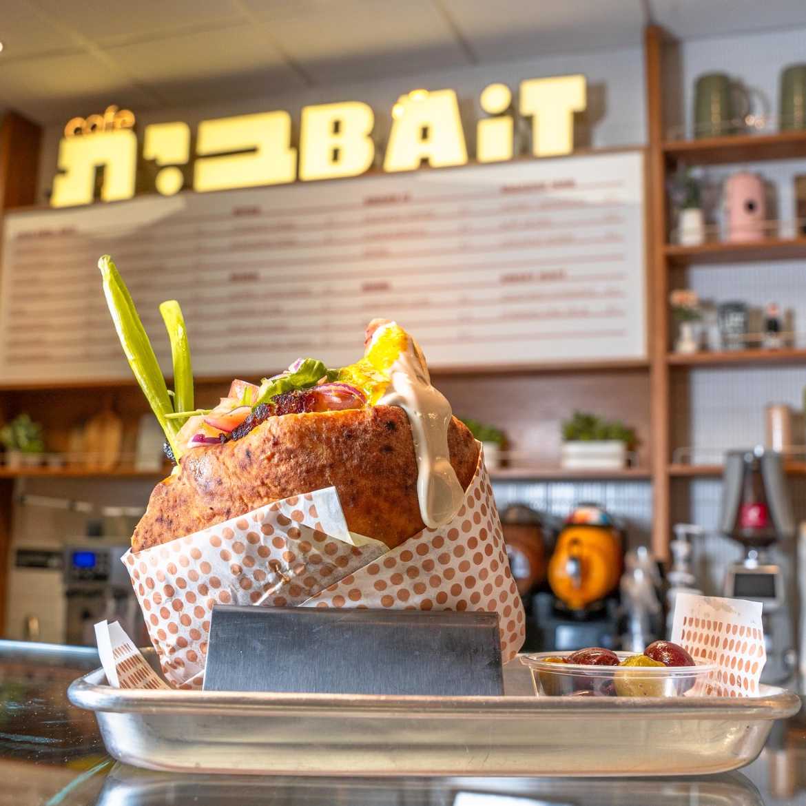 Cafe BAiT