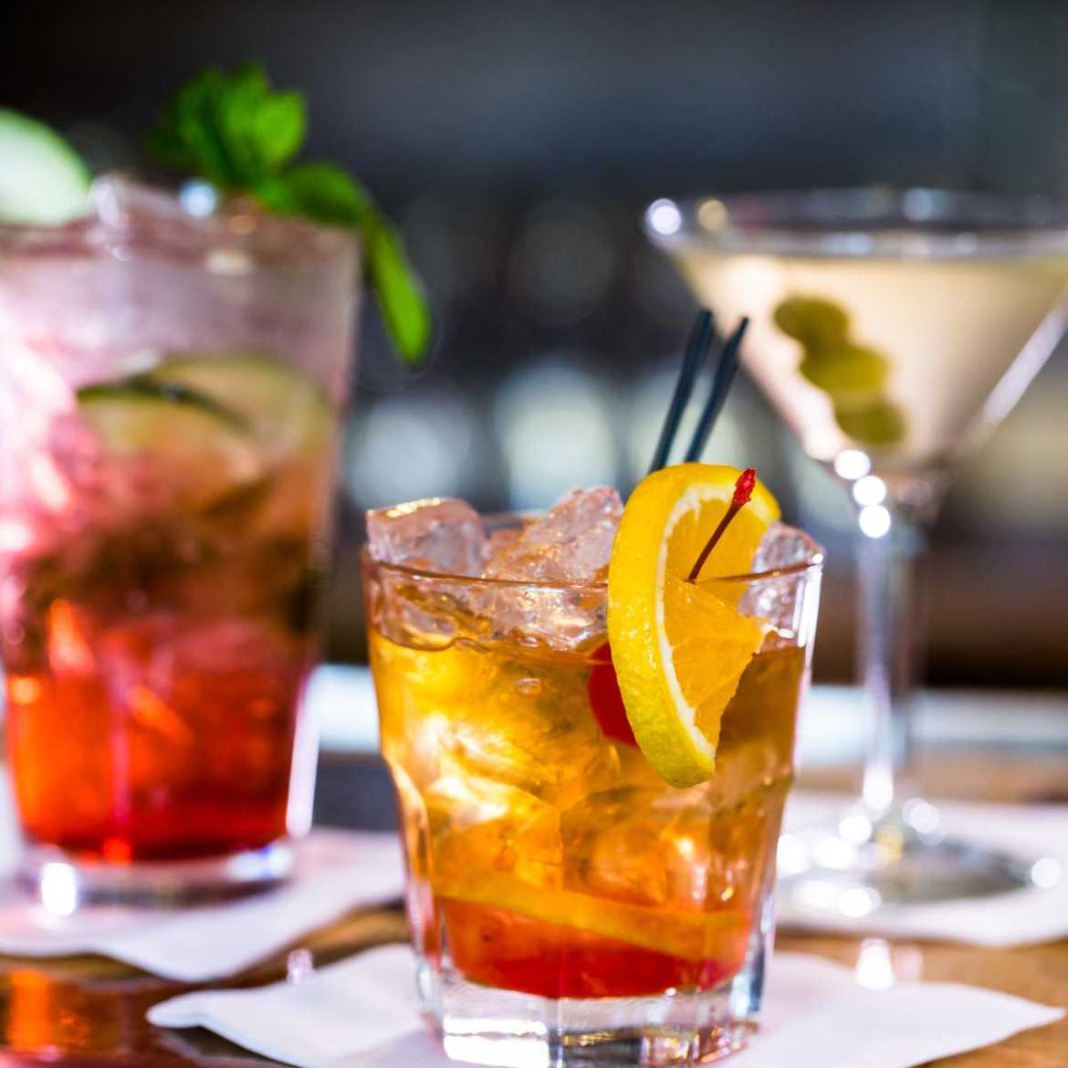 Preston's Wine & Martini Lounge