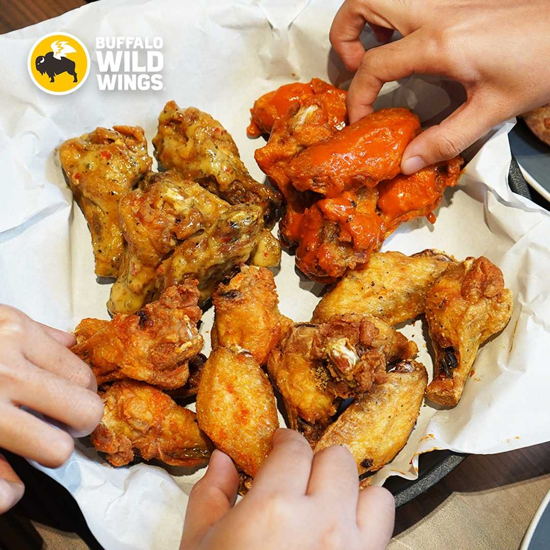 Buffalo Wild Wings in Broward Mall