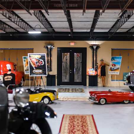 Ragtops Automobile Museum
