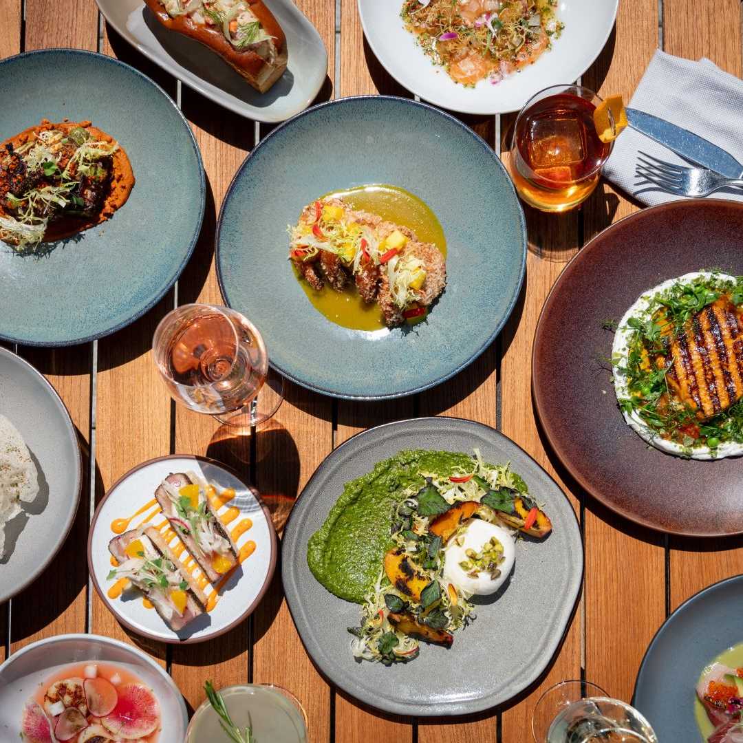 Streeterville Social at Loews Chicago Hotel