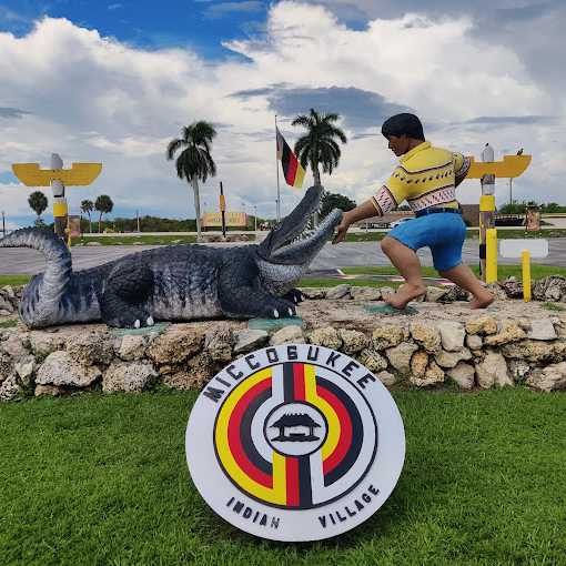 Miccosukee Indian Village