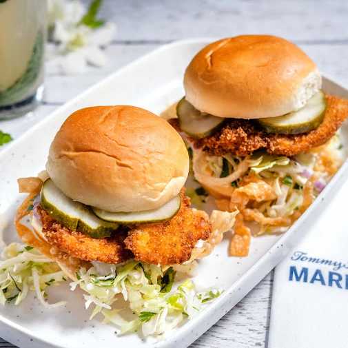 Tommy Bahama Marlin Bar & Store