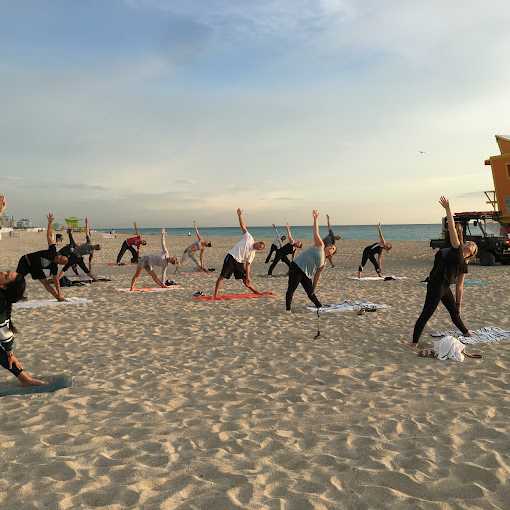 3rd Street Beach Yoga