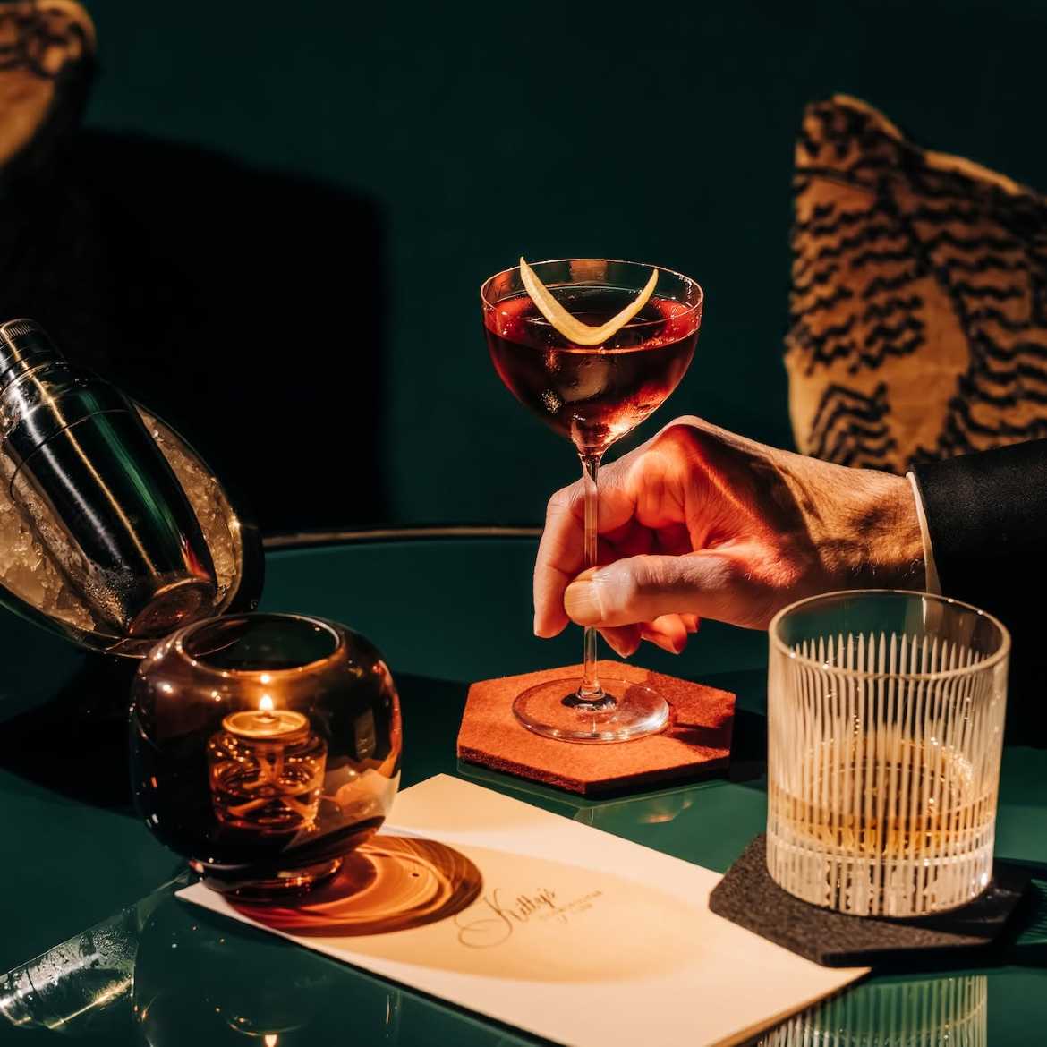 Kitty's Cosmopolitan Club