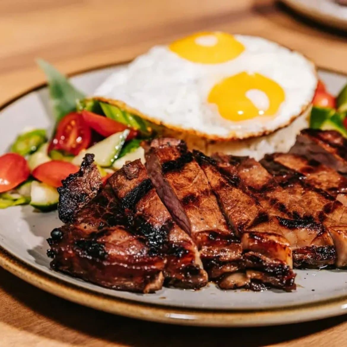 Bayan Ko Diner