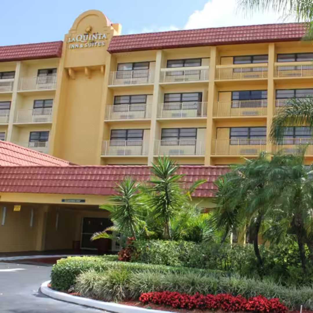 La Quinta Inn & Suites by Wyndham