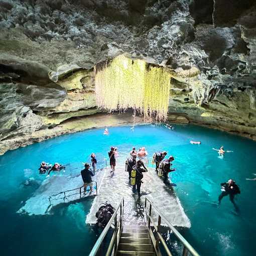 Devil's Den Spring & Campground