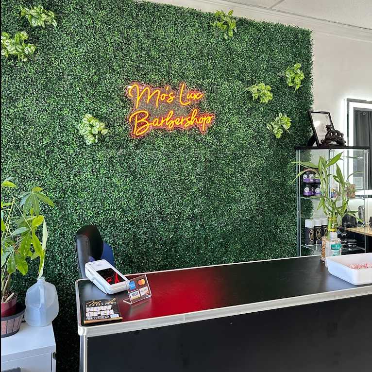 Mo's Lux Barbershop